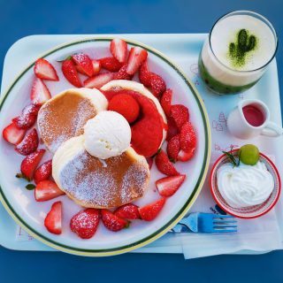 Daily Oasis: Get Breakfast with a Great View!